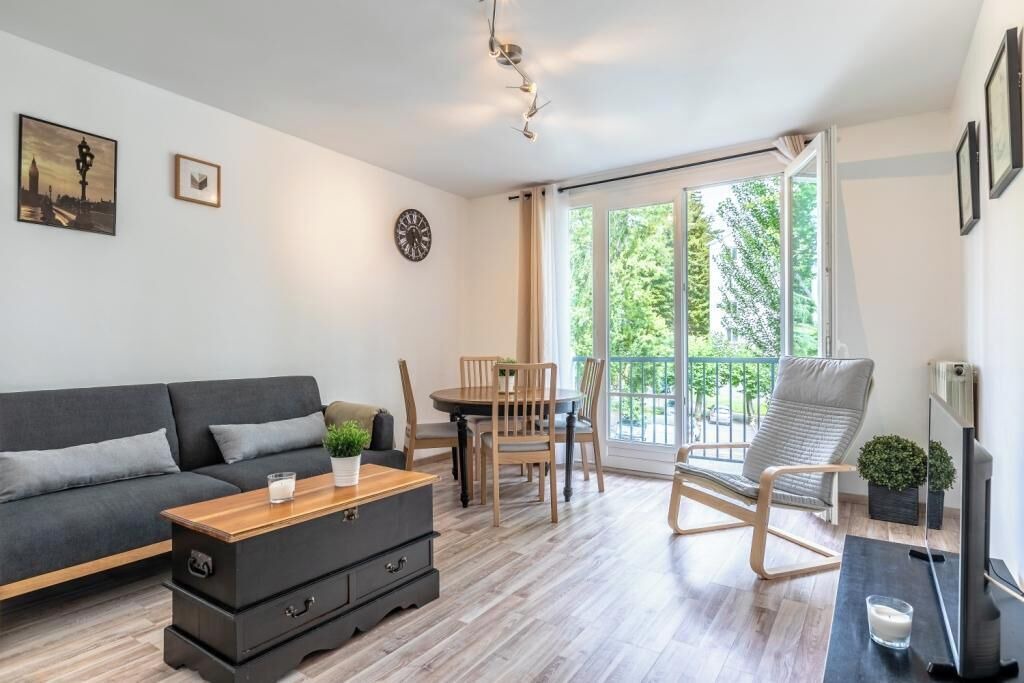 Photo of Livingroom in Bayonne