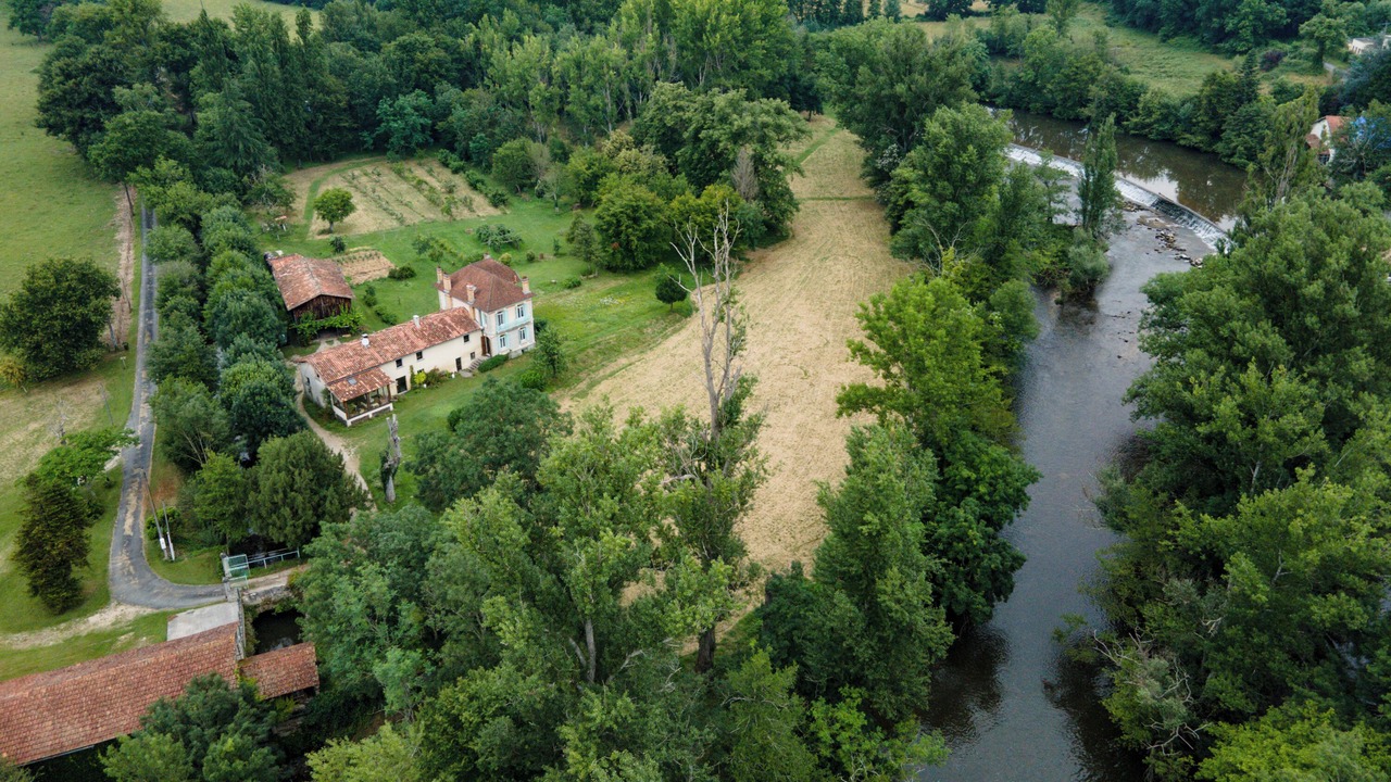 Photo of Outdoor in Saint-Aigulin