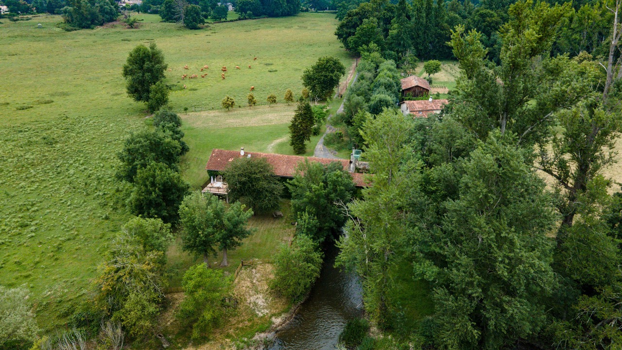 Photo of Outdoor in Saint-Aigulin