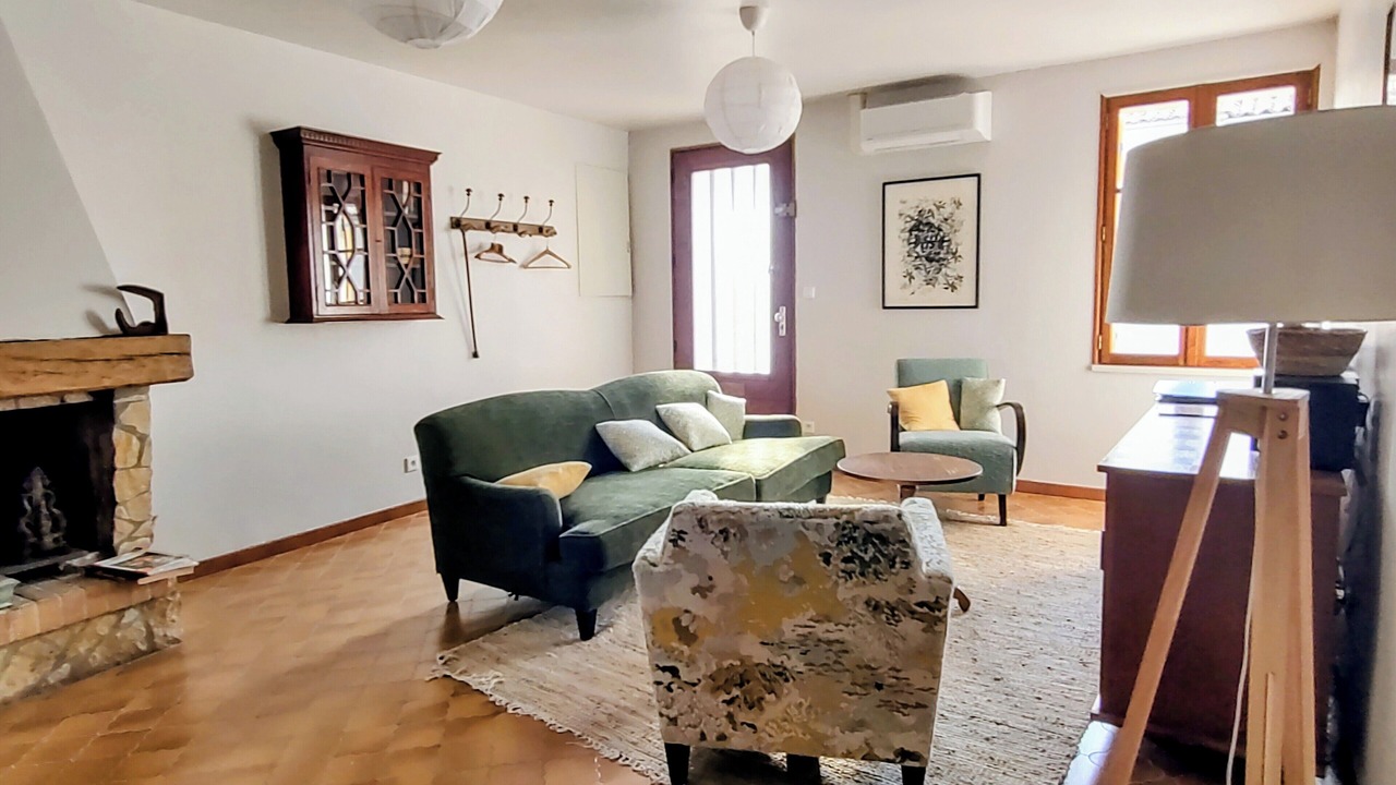 Photo of Livingroom in Gontaud