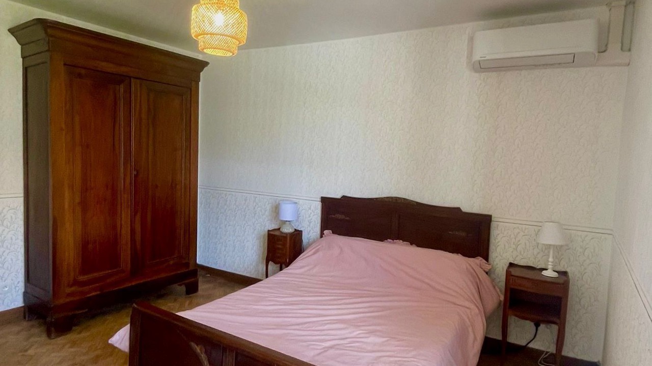 Photo of Bedroom in Gontaud