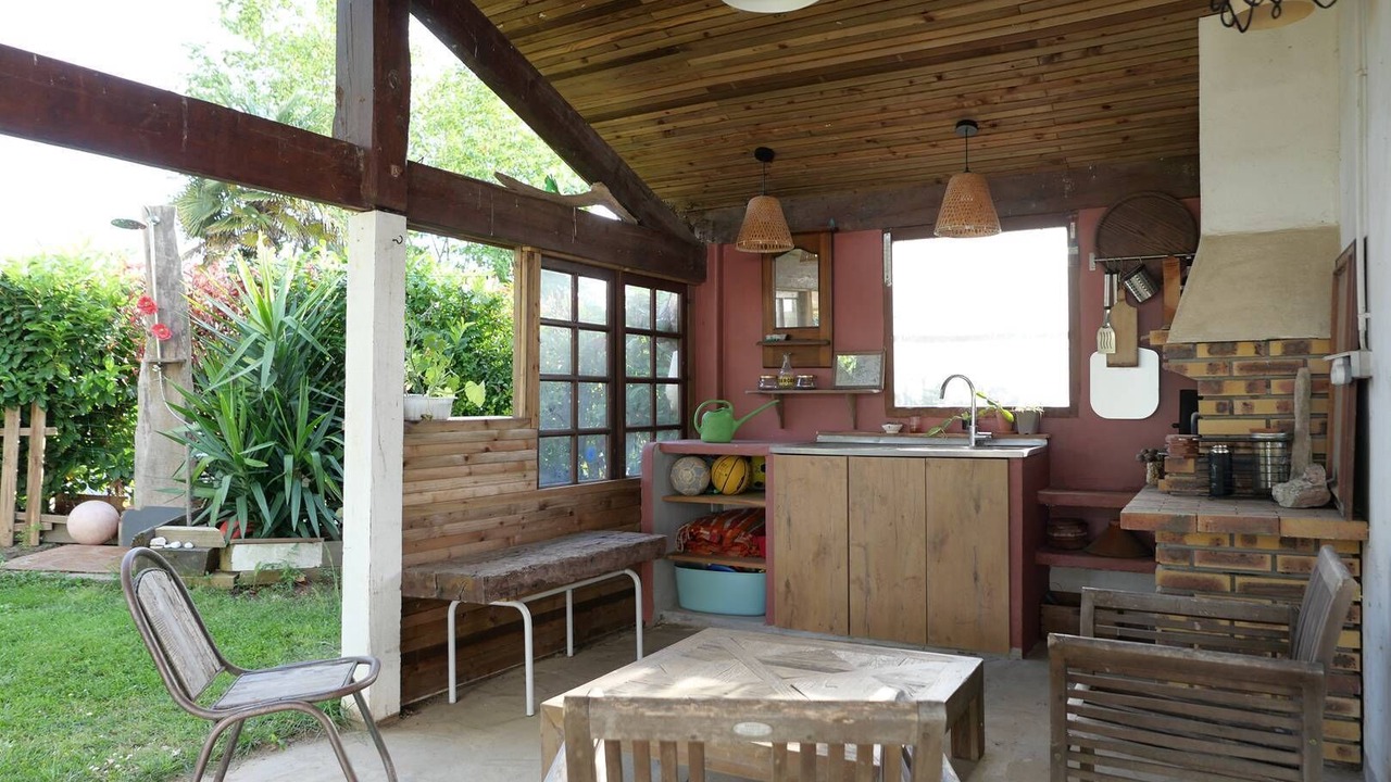 Photo of Outdoor in Arbonne