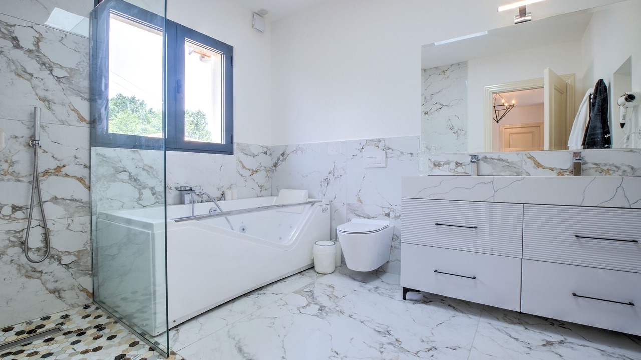 Photo of Bathroom in Carsac-de-Gurson