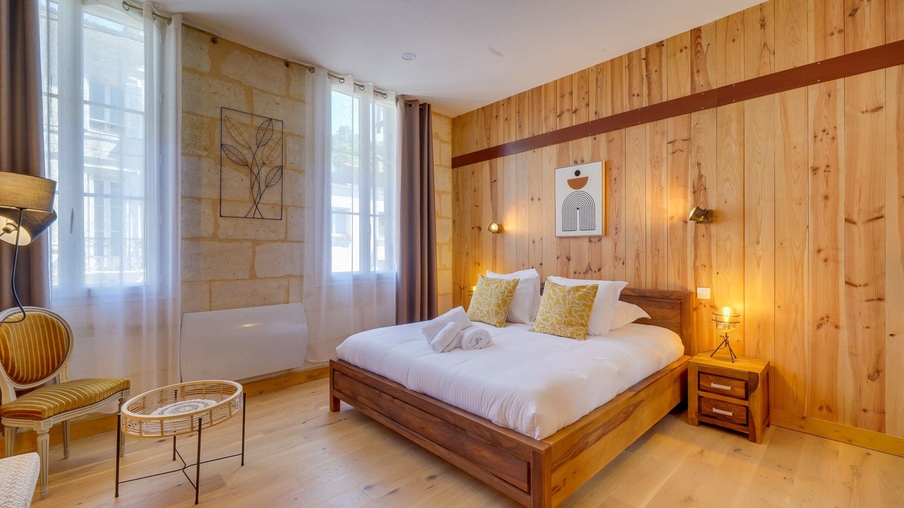 Photo of Bedroom in Lormont