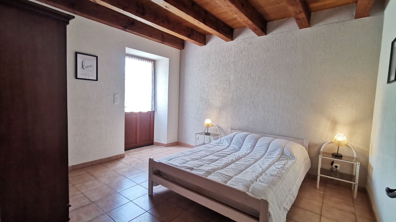 Photo of Bedroom in Rouffignac-Saint-Cernin-de-Reilhac