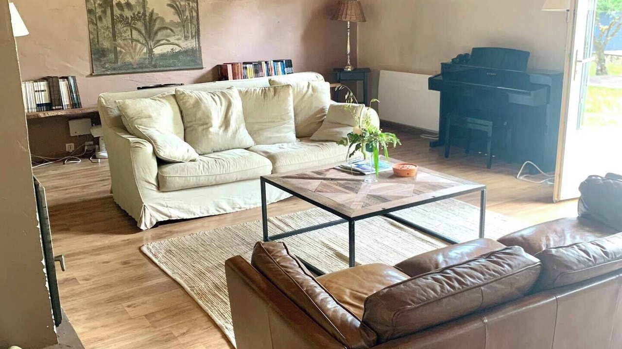 Photo of Livingroom in Leogeats