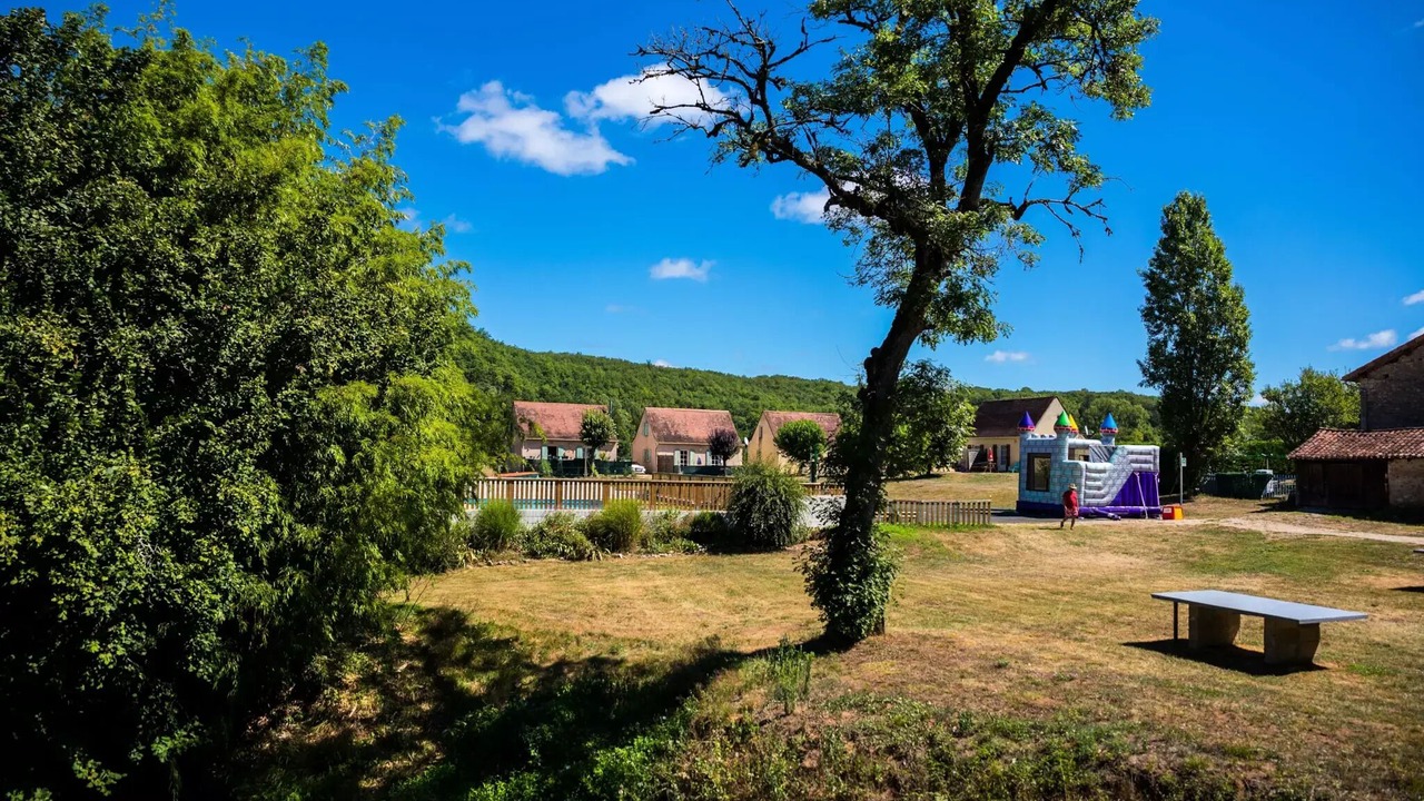 Photo of Outdoor in Le Change