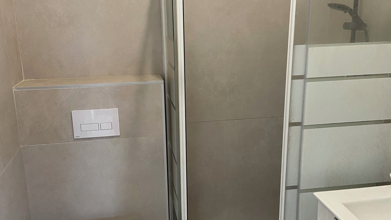 Photo of Bathroom in Cenon
