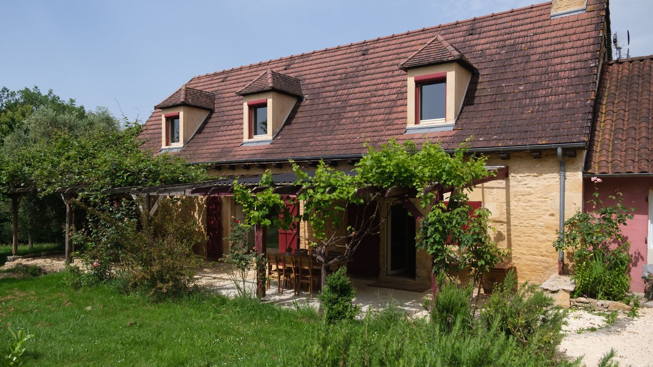 Photo of Outdoor in Saint-Andre-dAllas