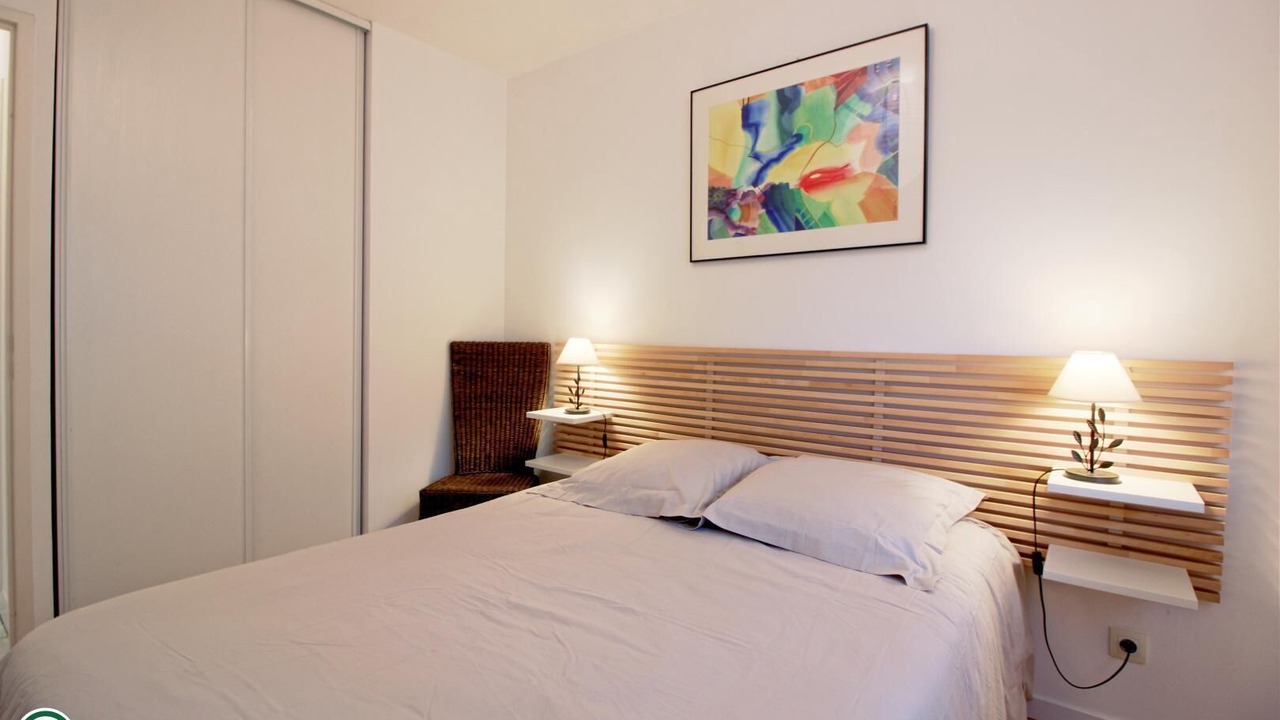 Photo of Bedroom in Gujan-Mestras