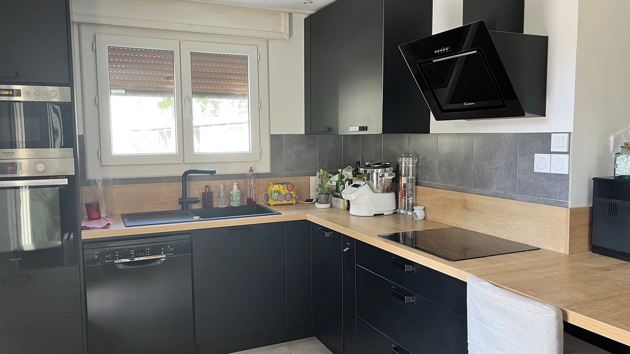 Photo of Kitchen in Hyeres City Centre