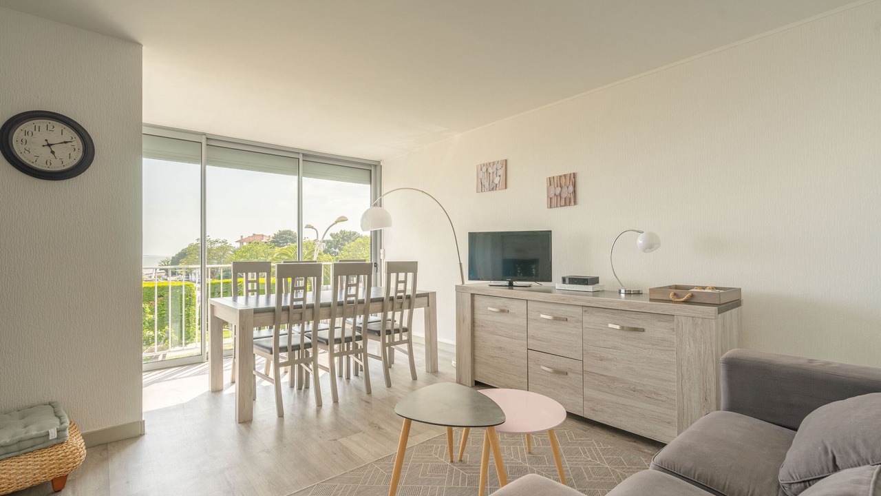 Photo of Livingroom in Royan