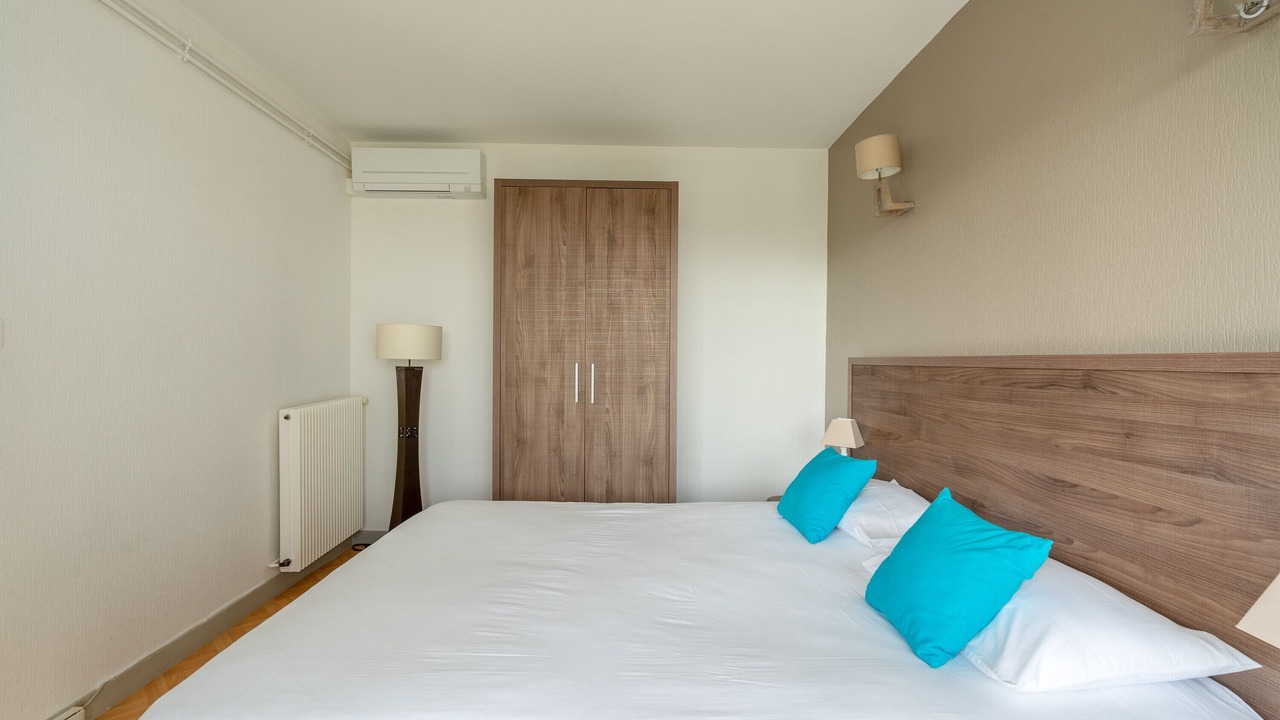 Photo of Bedroom in Royan