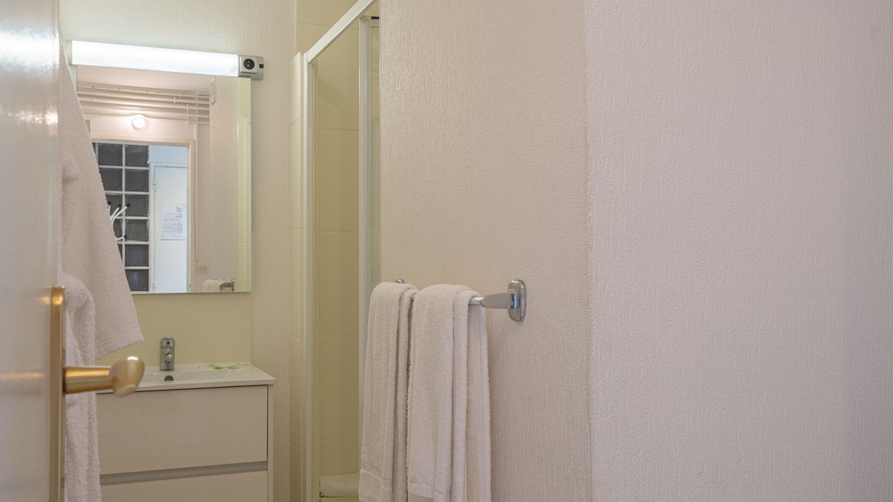 Photo of Bathroom in Royan