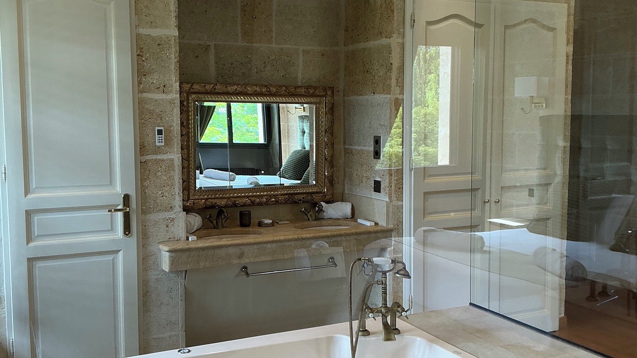 Photo of Bathroom in Camiac-et-Saint-Denis