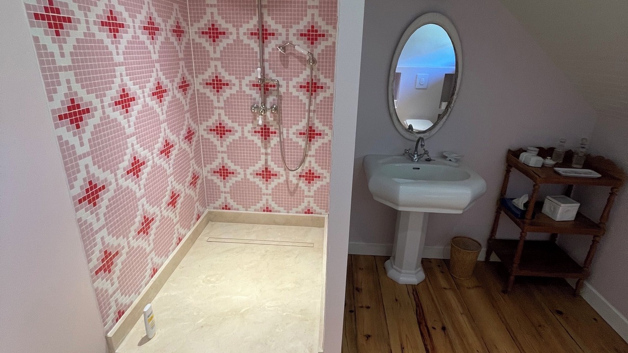 Photo of Bathroom in Saint-Julien-en-Born