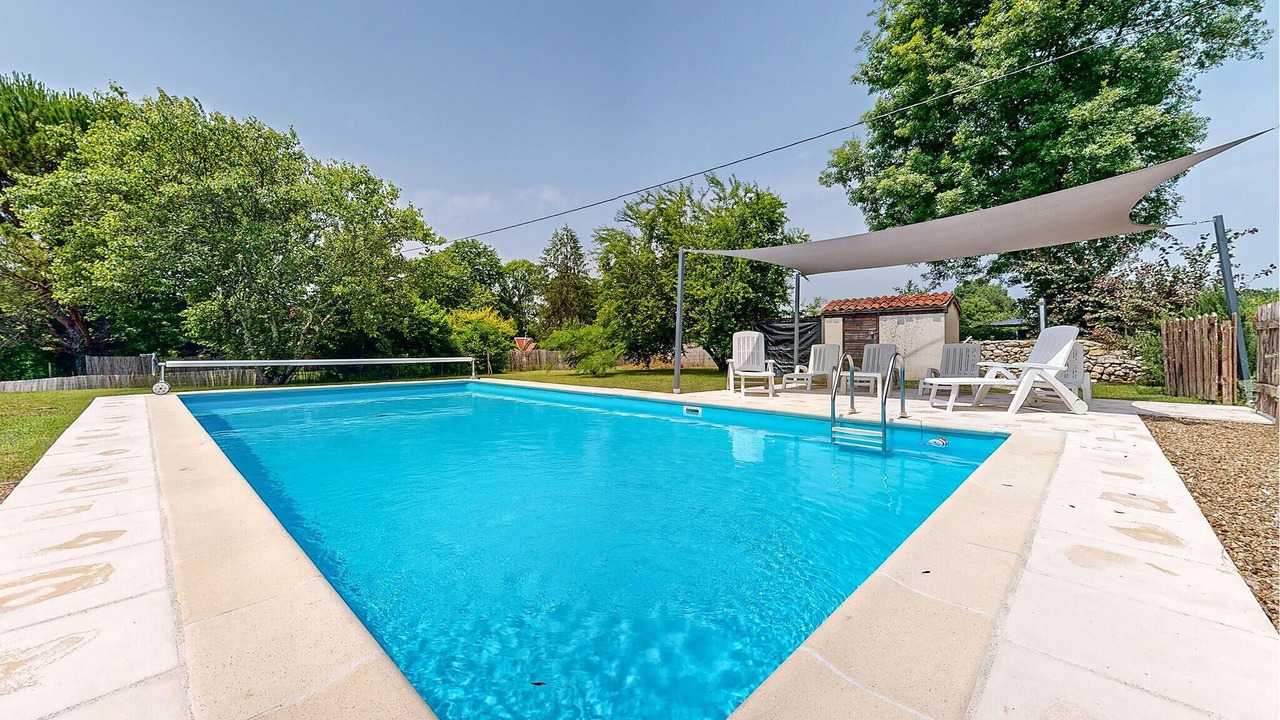 Photo of Outdoor in Vieux-Mareuil