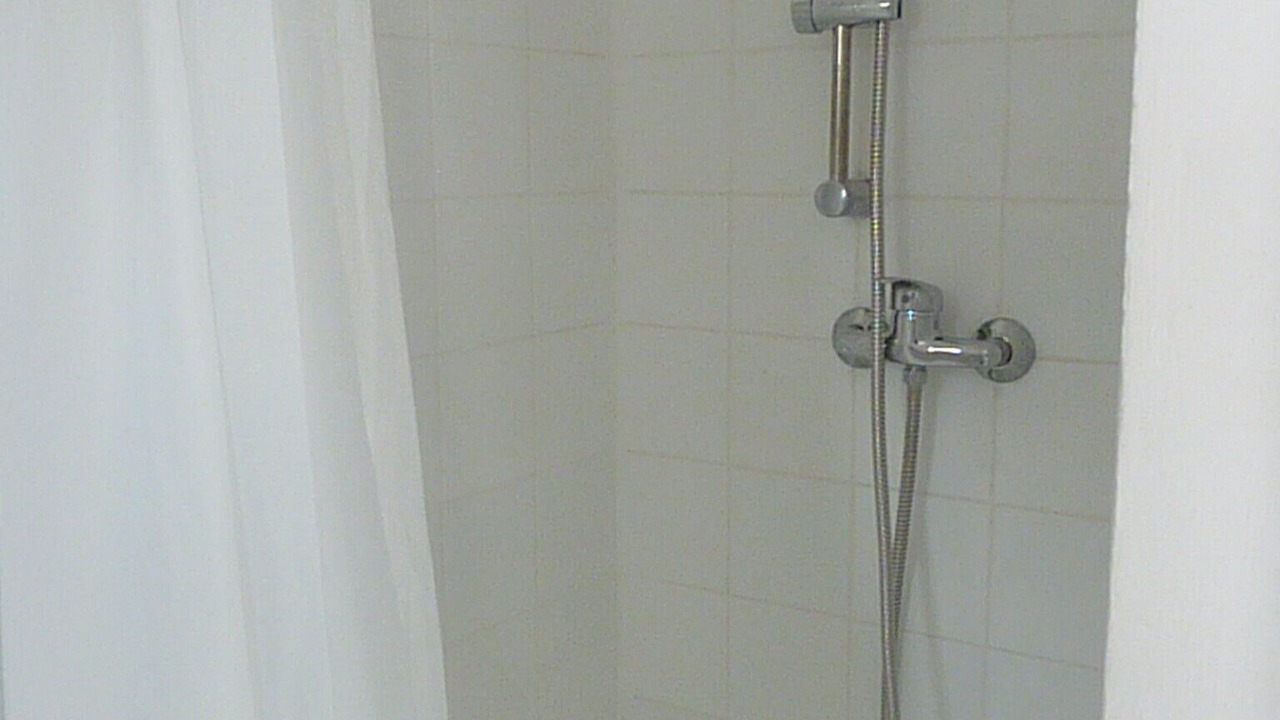 Photo of Bathroom in Saujon