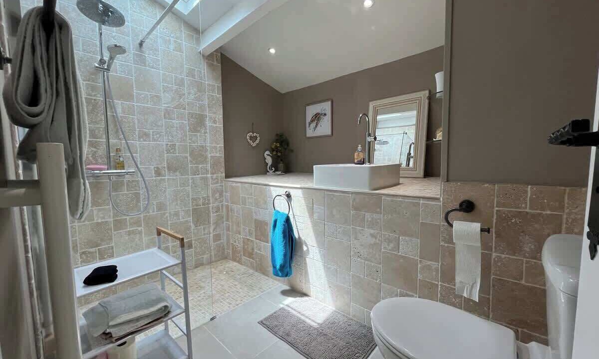 Photo of Bathroom in Siorac-de-Riberac