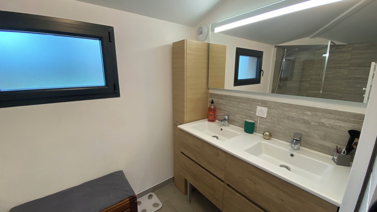 Photo of Bathroom in Pessac