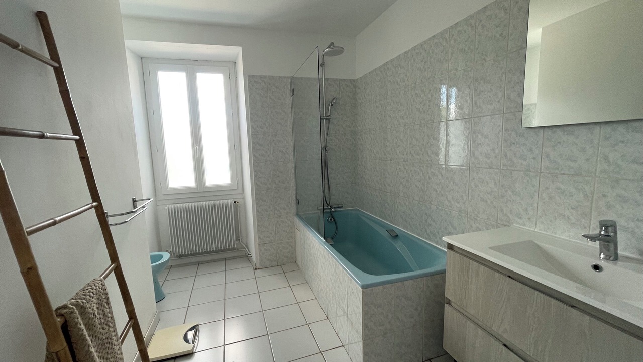 Photo of Bathroom in Saint-Aulaire
