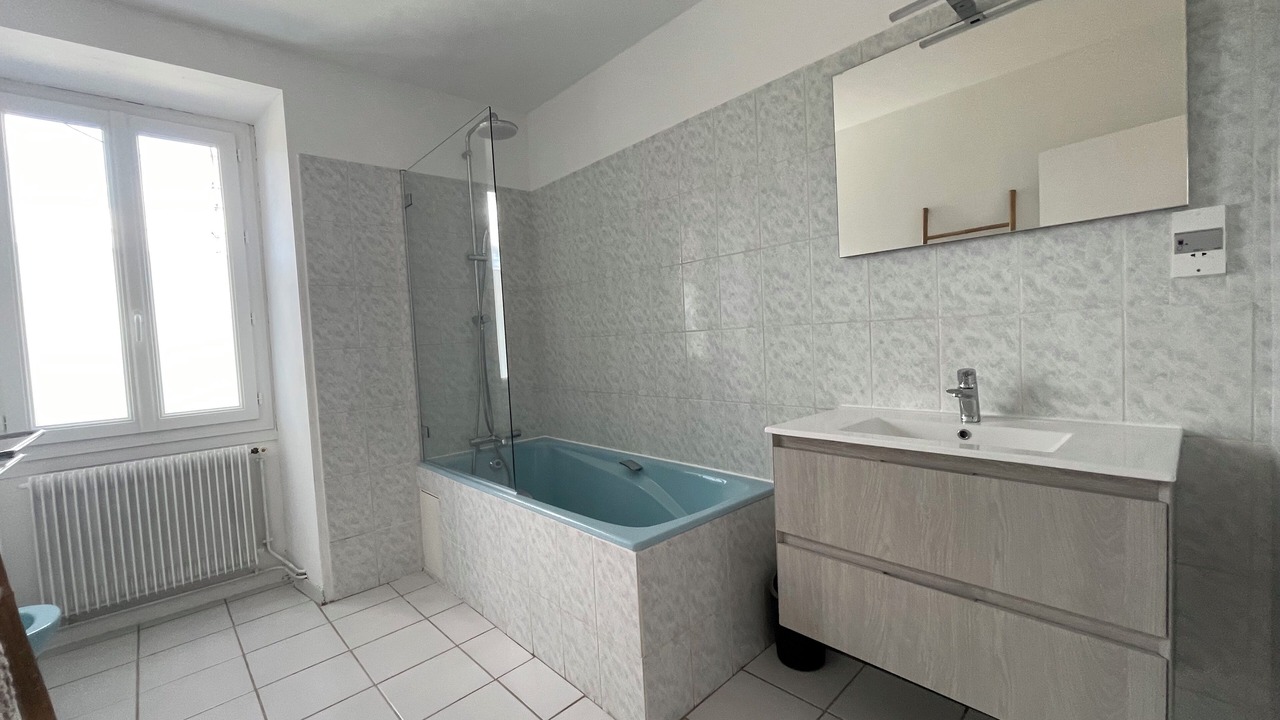 Photo of Bathroom in Saint-Aulaire