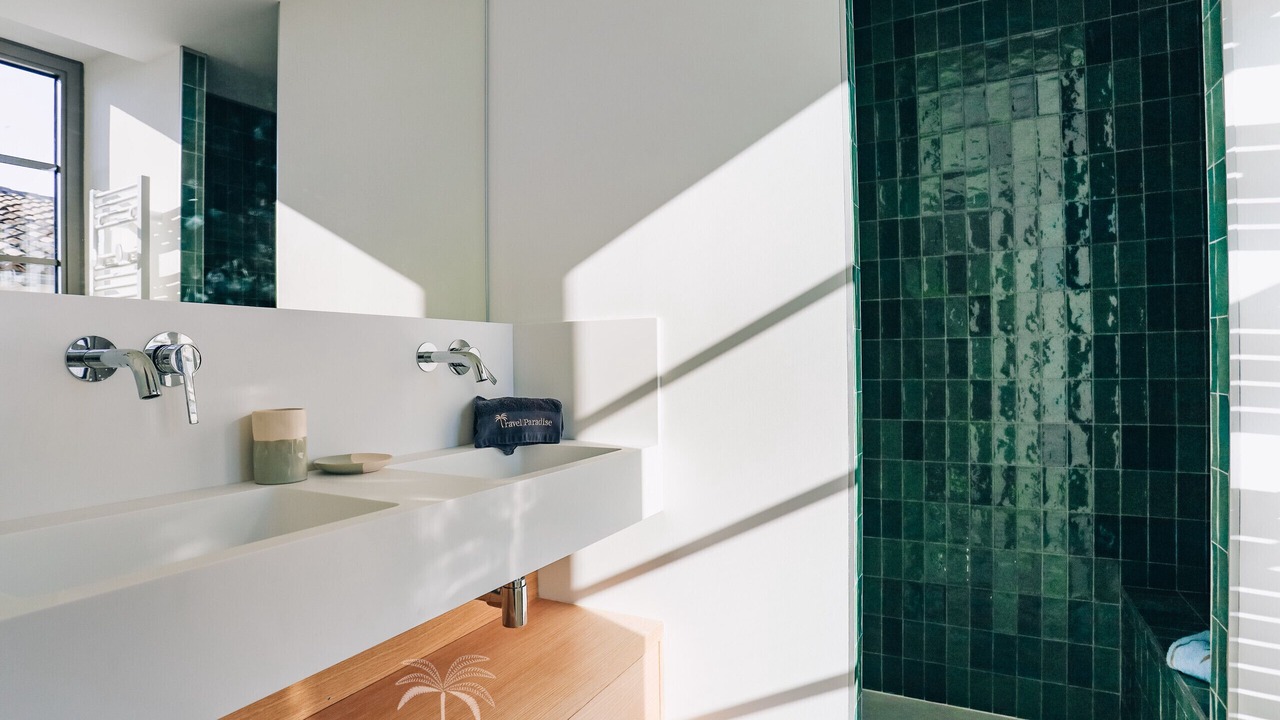 Photo of Bathroom in Le Bois-Plage-en-Re