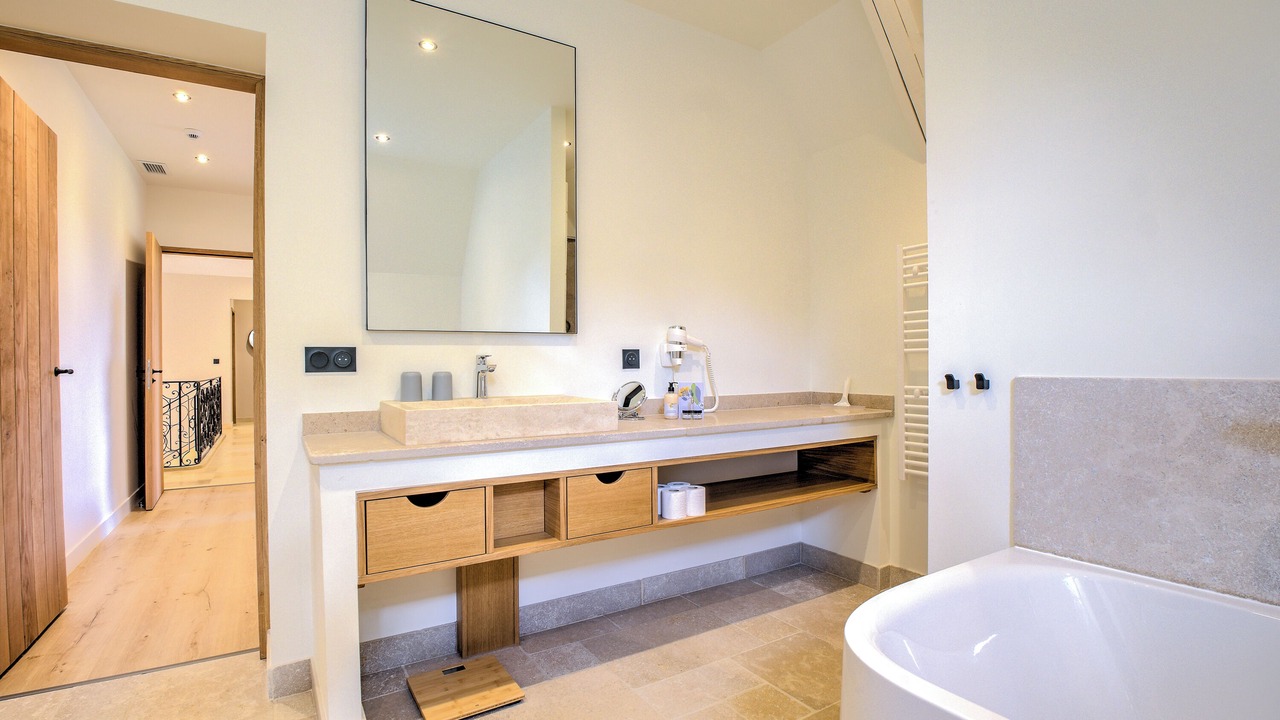 Photo of Bathroom in Vitrac
