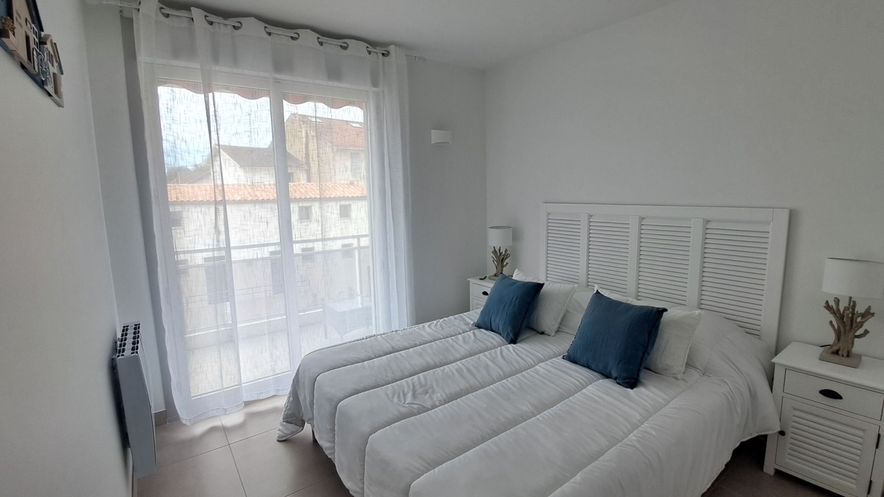 Photo of Bedroom in Saint-Palais-sur-Mer