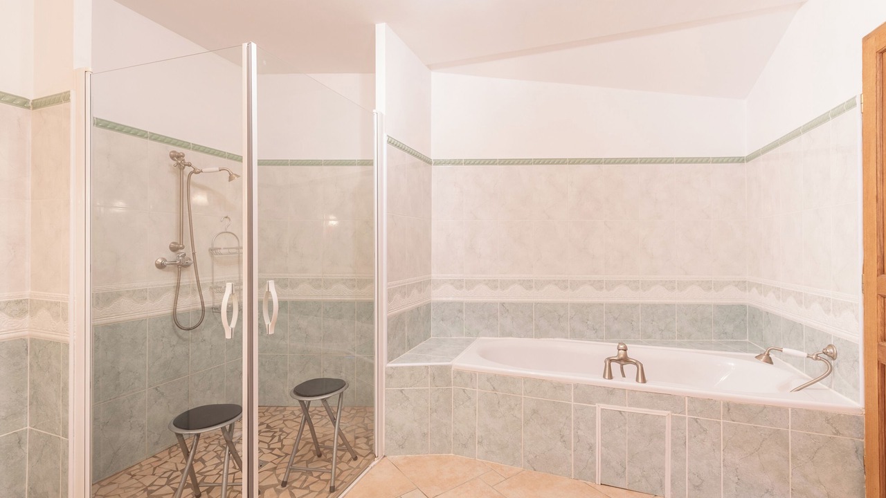 Photo of Bathroom in Coarraze