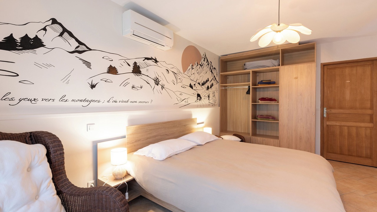 Photo of Bedroom in Coarraze