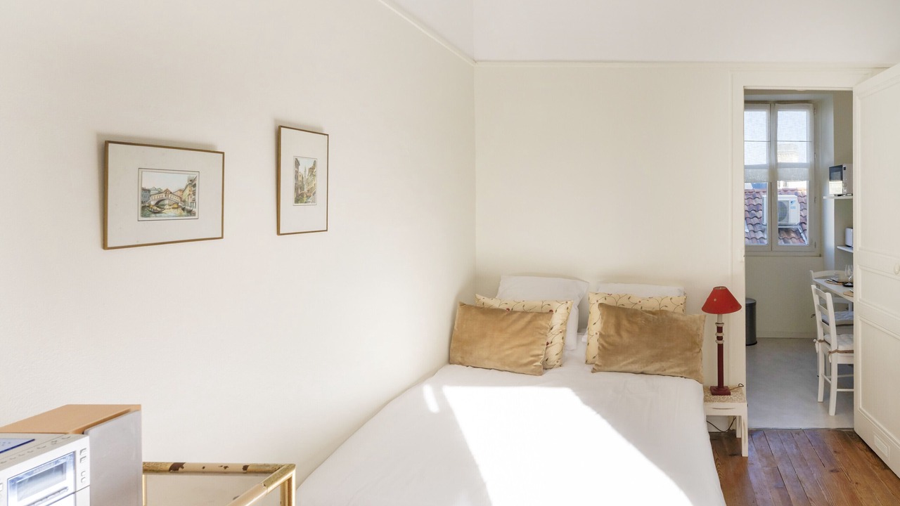 Photo of Bedroom in Biarritz City Centre