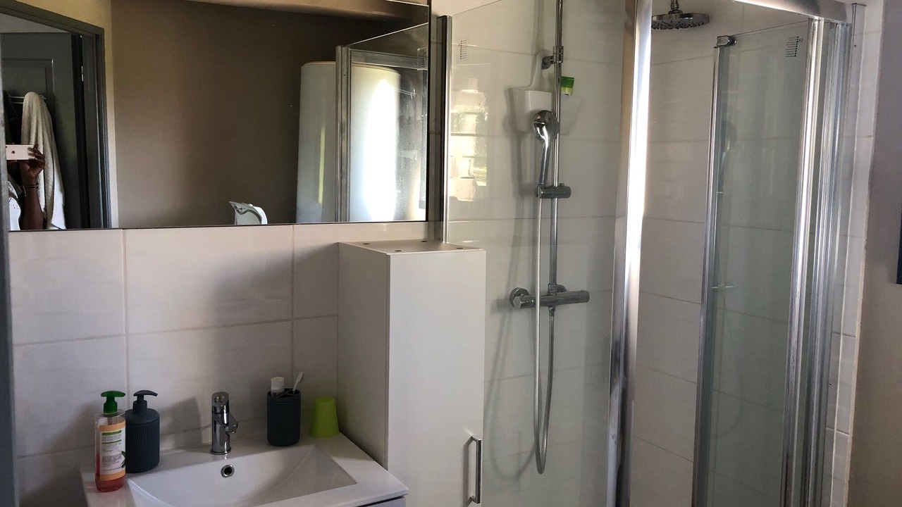 Photo of Bathroom in Saint-Leon-sur-Vezere