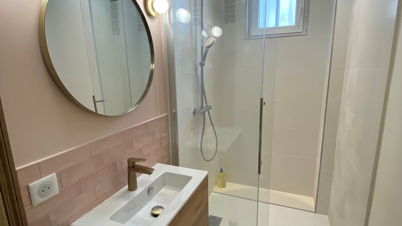 Photo of Bathroom in Gradignan