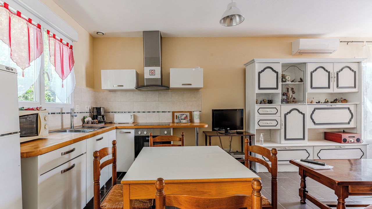 Photo of Kitchen in Mios