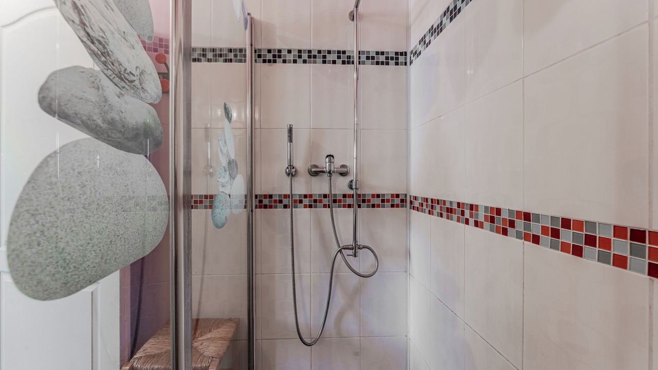 Photo of Bathroom in Mios