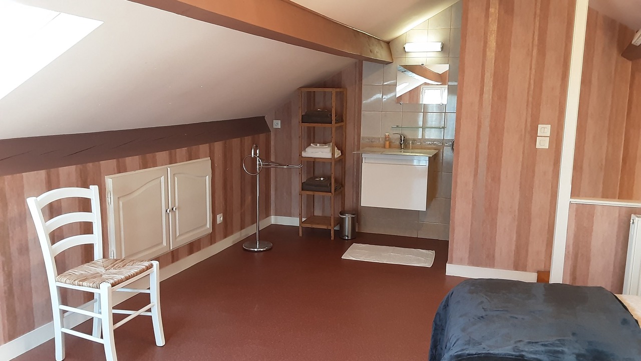 Photo of Bedroom in Loudun