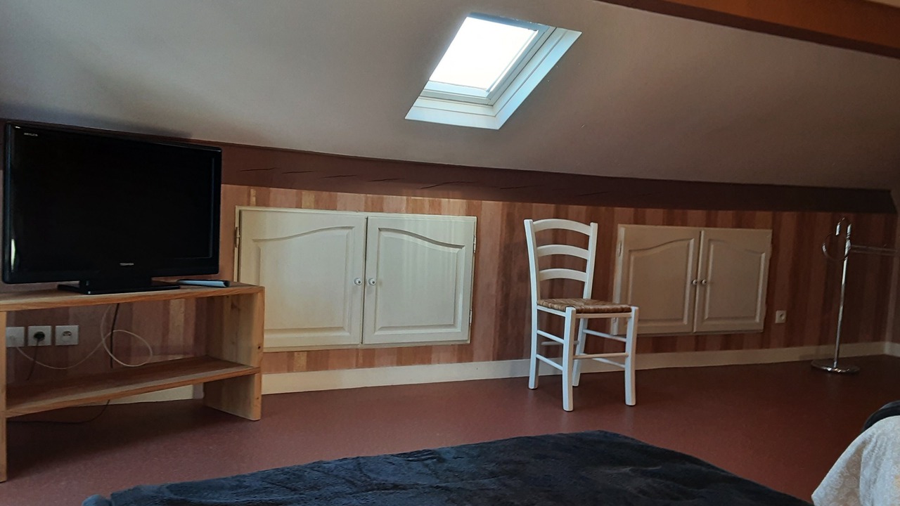 Photo of Bedroom in Loudun