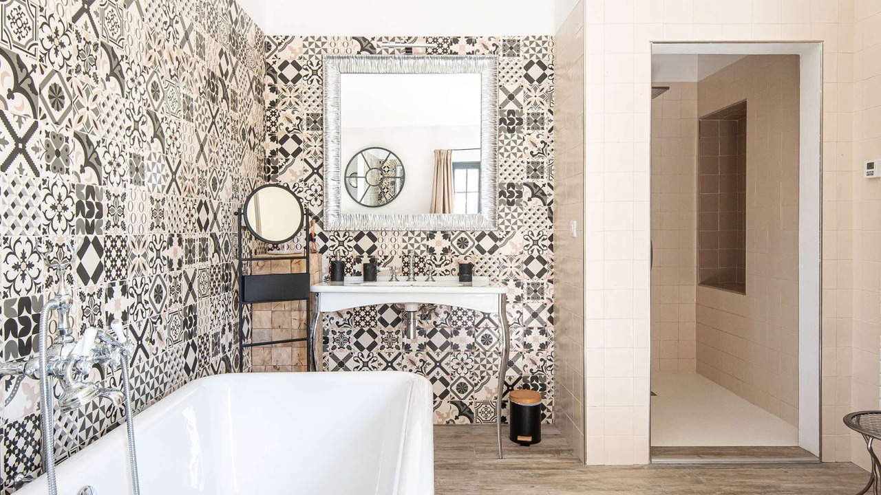 Photo of Bathroom in Raphele-les-Arles