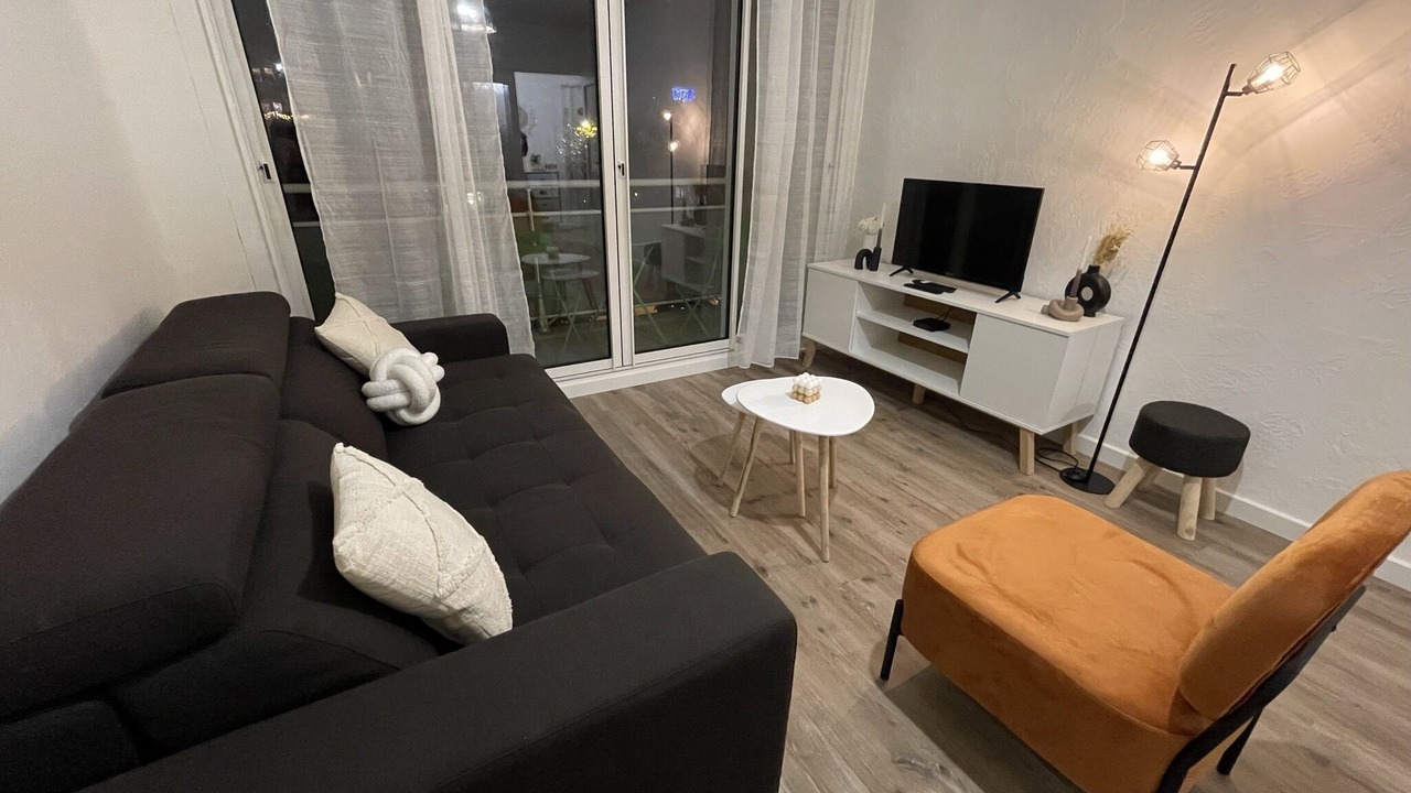 Photo of Livingroom in Cenon