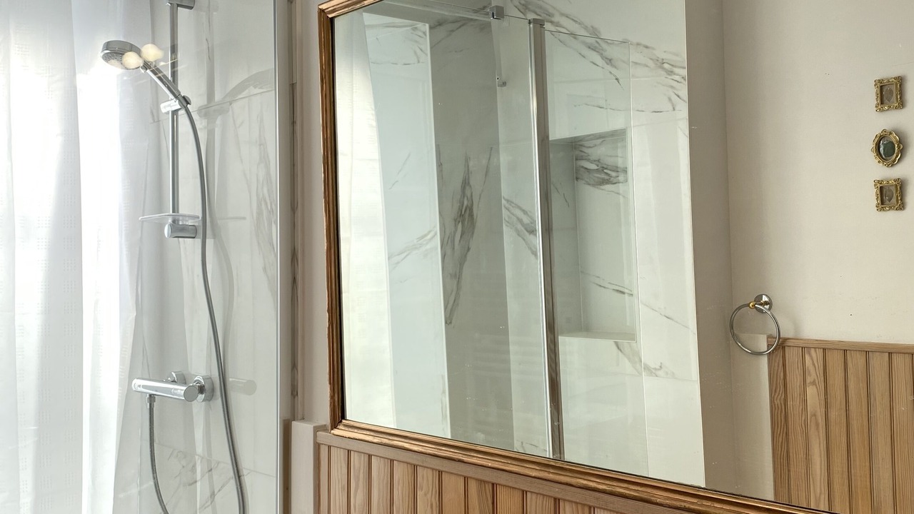 Photo of Bathroom in Chasseneuil-du-Poitou