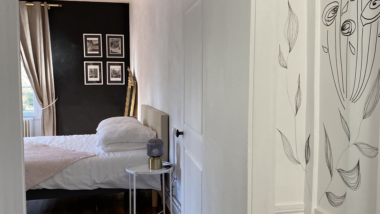 Photo of Bedroom in Chasseneuil-du-Poitou