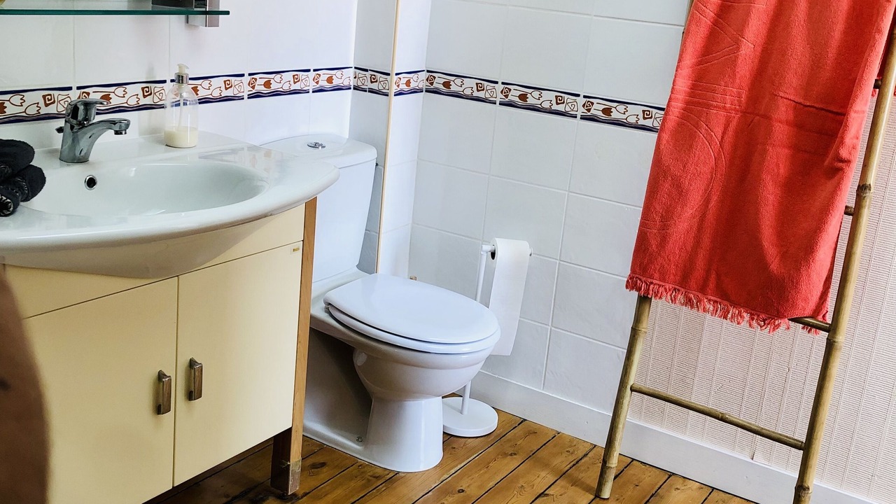 Photo of Bathroom in Port District