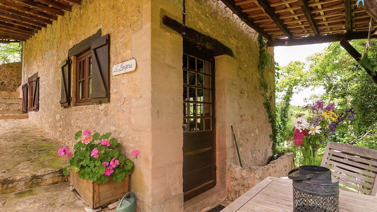 Photo of Patio Balcony in Les Eyzies