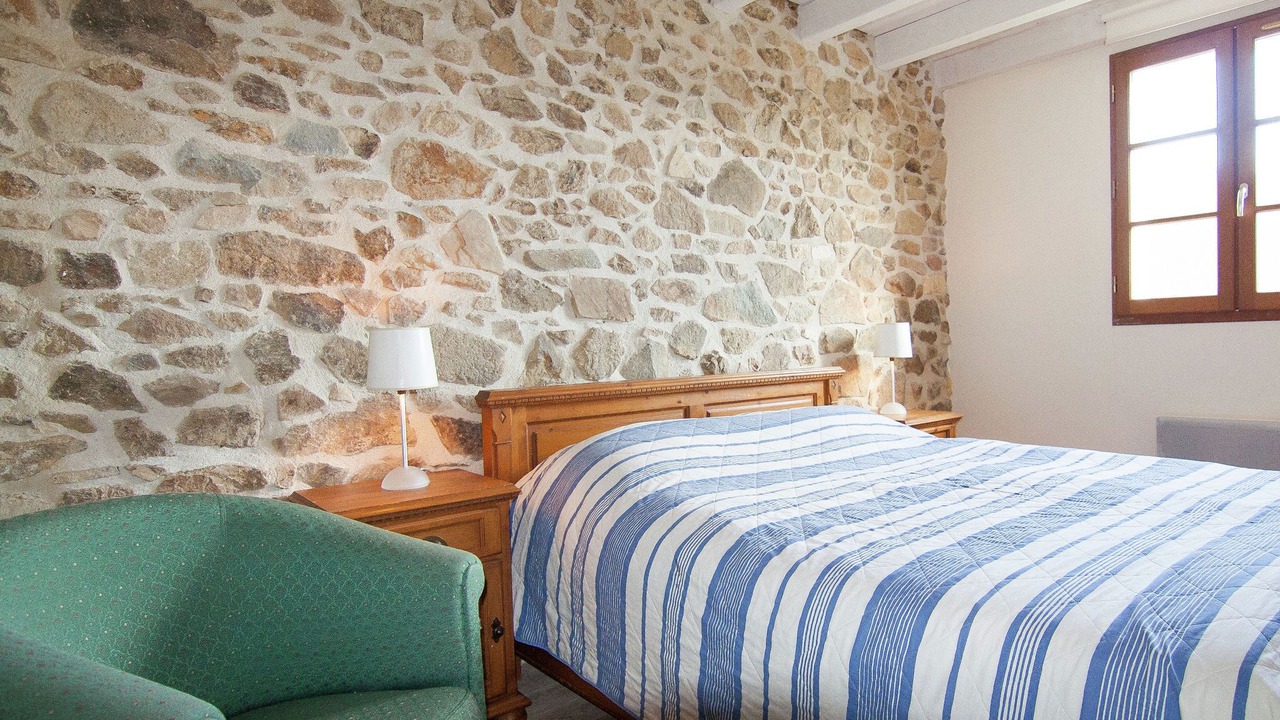 Photo of Others in Roussines