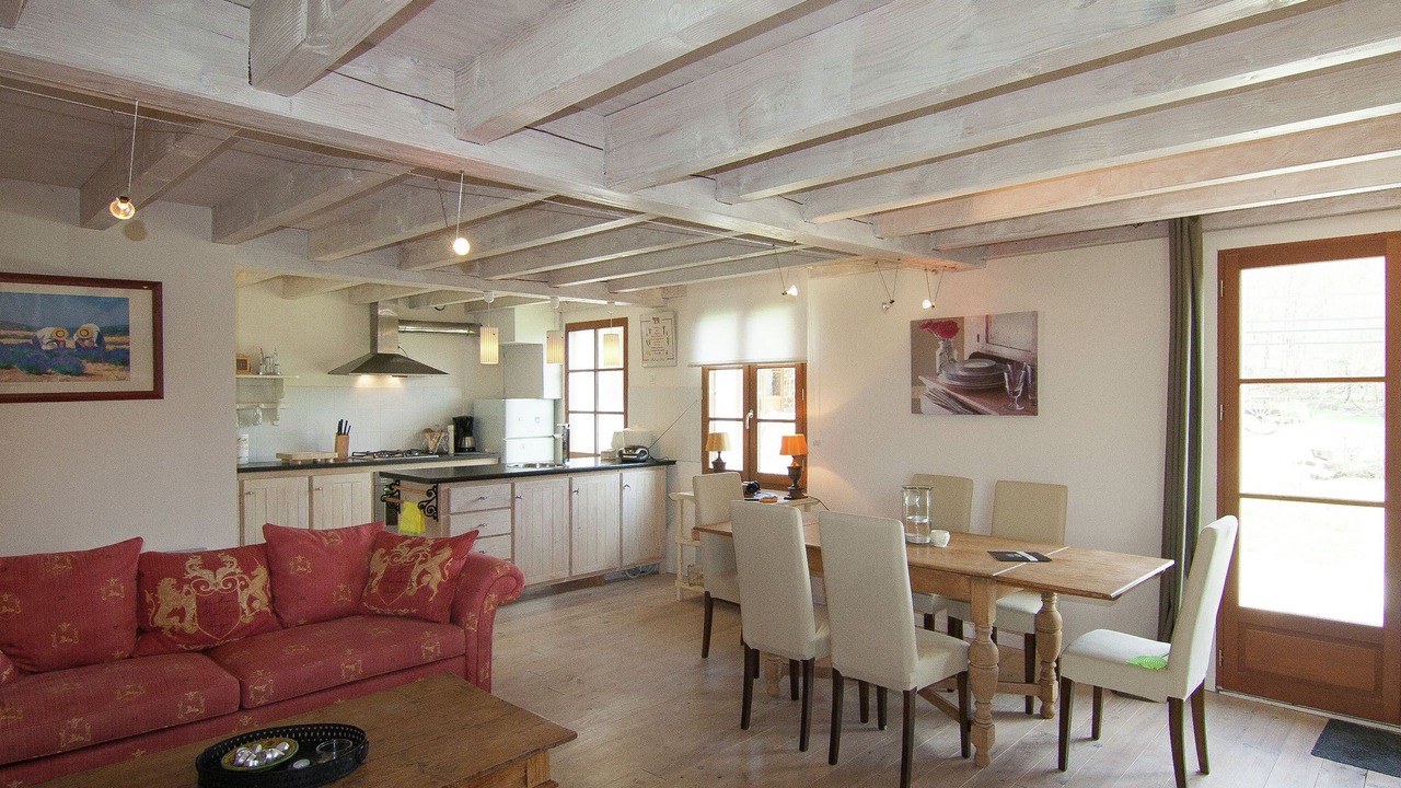 Photo of Livingroom in Roussines