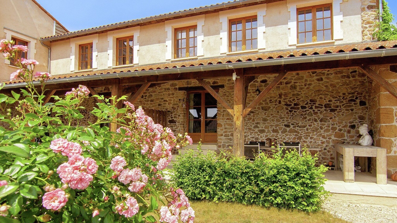 Photo of Outdoor in Roussines