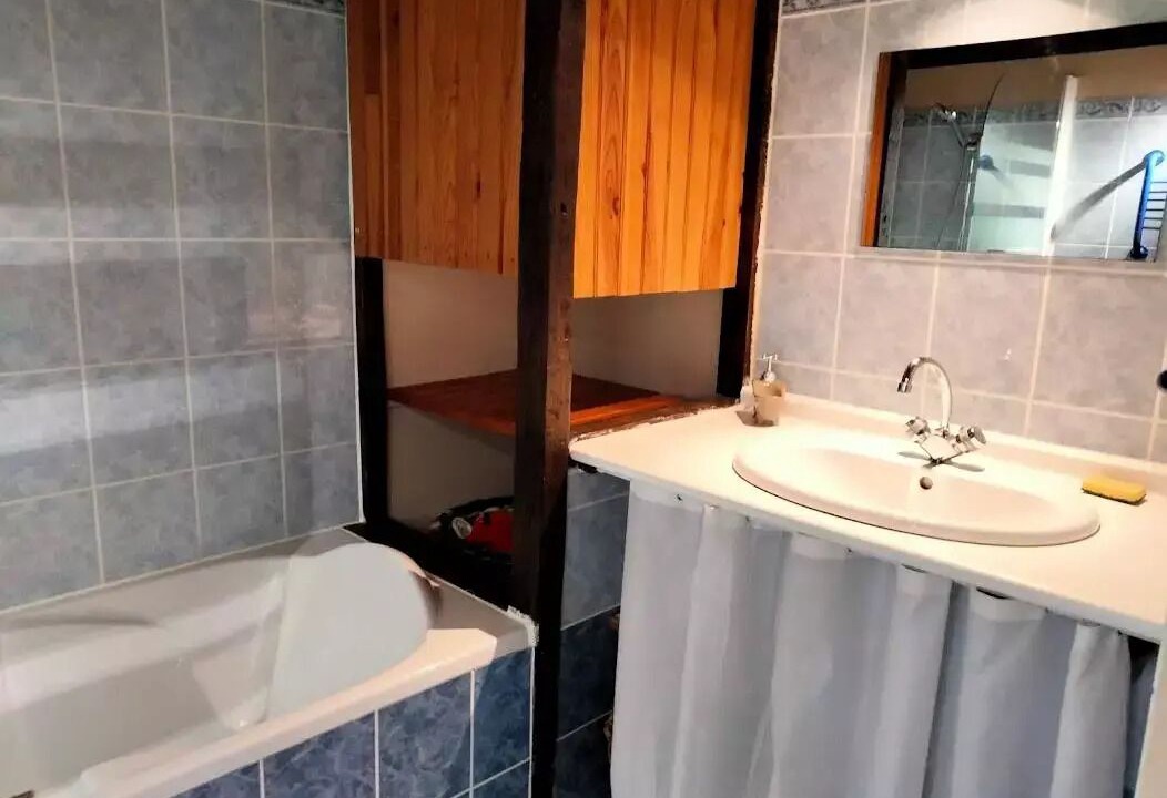 Photo of Bathroom in Rosiers (chasteaux)