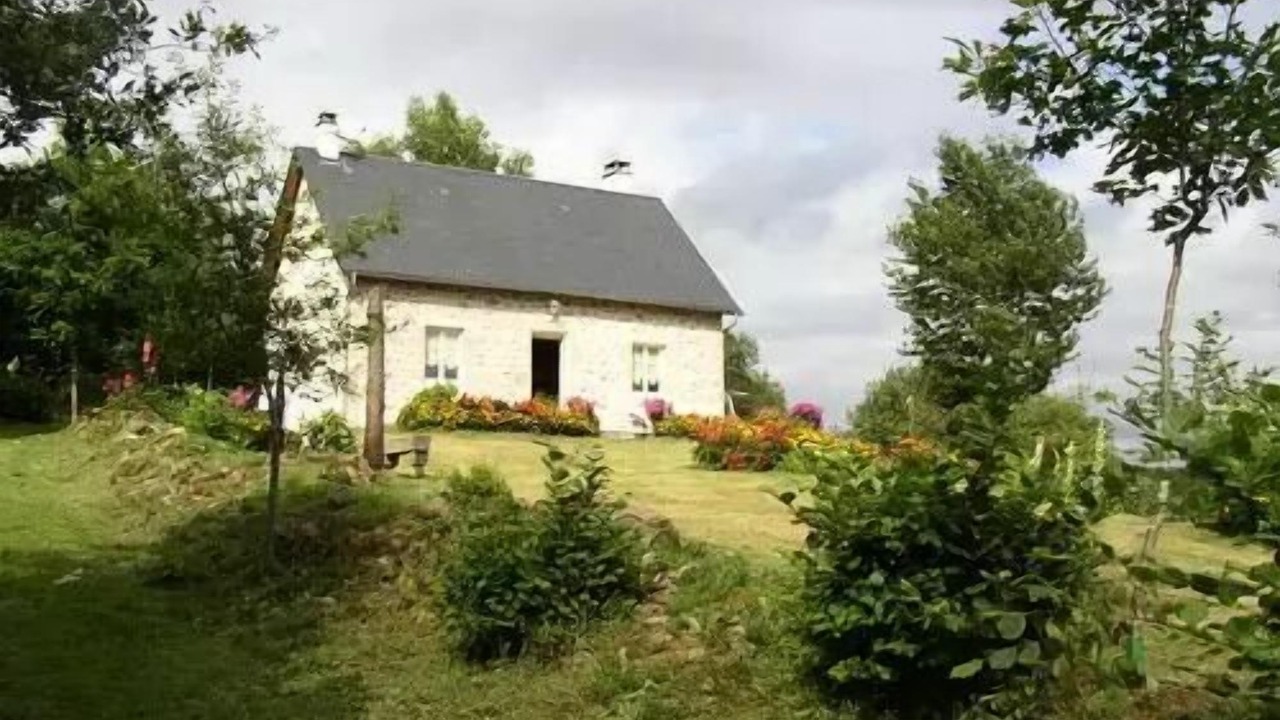 Photo of Outdoor in Sarroux-Saint-Julien