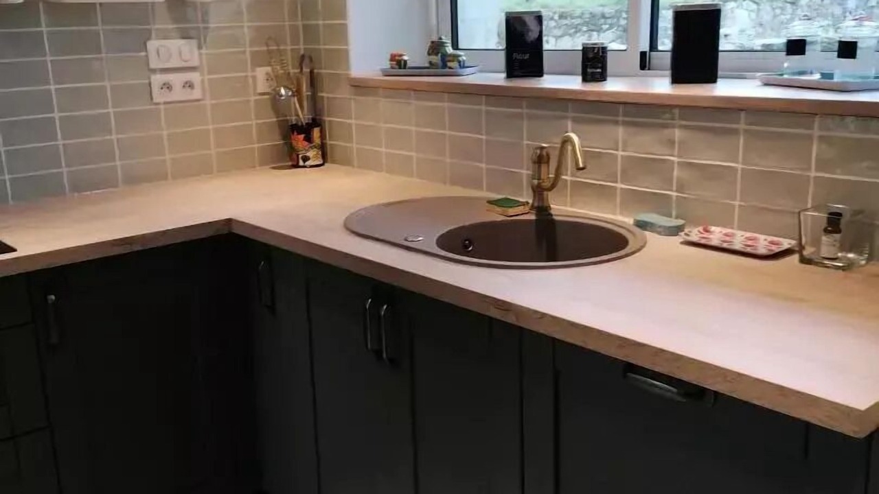 Photo of Kitchen in Saint-Etienne-aux-Clos